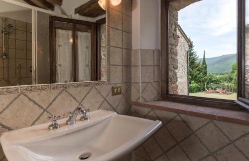Montieri House | Family-Friendly Retreat at Agriturismo Colli di Travale