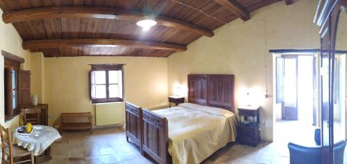 Morano Calabro House | Experience Comfort at Agriturismo Colloreto: Pet Friendly Stay