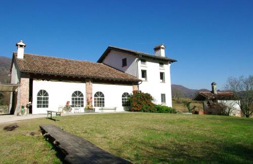 Bassano del Grappa House | Pet-Friendly Agriturismo Corte del Maso with Family Amenities