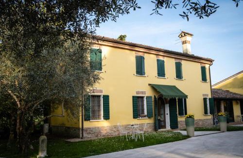 Mantua House | Experience Agriturismo Corte Capiluppia with Ocean Views