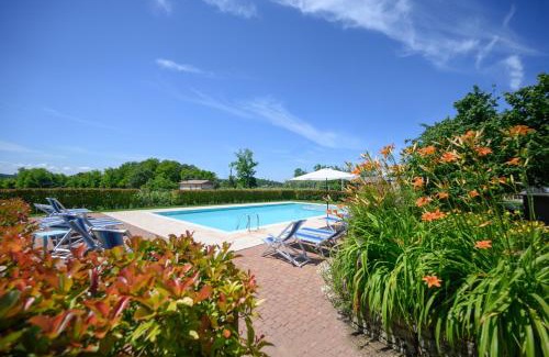 Caprino Veronese House | Charming Agriturismo Corte dei Fiori with Pool & Pet Friendly
