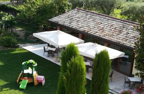 Caprino Veronese House | Charming Agriturismo Corte dei Fiori with Pool & Pet Friendly