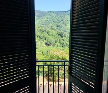 Lago House | Pet-Friendly Retreat at Agriturismo Cupiglione, Rated 9.7