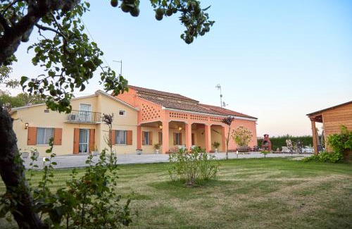 Codevigo House | Pet-Friendly Agriturismo Da Rosy with Oceanfront Views