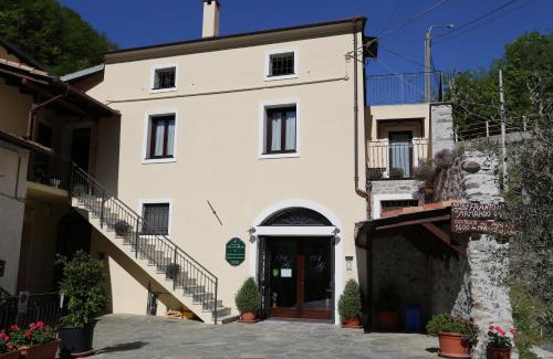 Nasino House | Rated 10/10 Agriturismo Dai Marchesin: Family & Pet Friendly