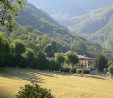Lecco House | Oceanfront Agriturismo Deviscio: Guest Rated 9.5/10