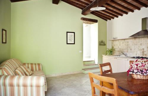 Rapolano Terme House | Pet-Friendly Agriturismo Tenuta Armaiolo with Pool Access