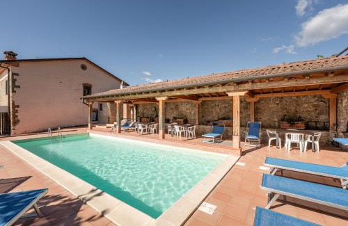Lamporecchio House | Top-Rated Agriturismo Fadanelli - Il Forno with Pool & Pets