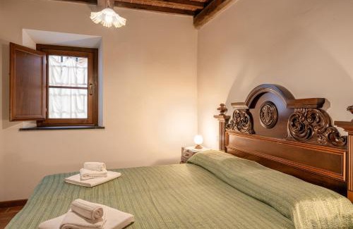 Lamporecchio House | Top-Rated Agriturismo Fadanelli - Il Forno with Pool & Pets