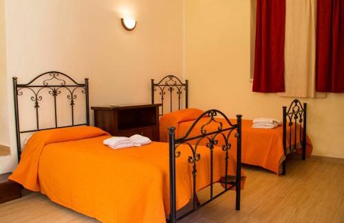 Guardavalle House | Pet-Friendly Escape at Agriturismo Fassi with Ocean View