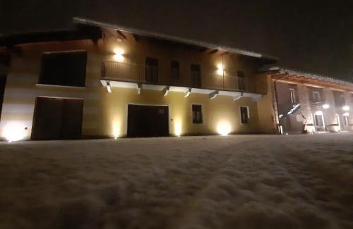 Dronero House | Pet-Friendly Agriturismo Fior Di Campo with Ocean Views