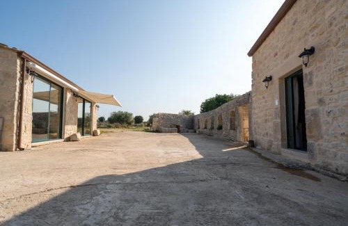 Casa Papa House | Discover Agriturismo Fondo Paliemmu B&B with Ocean Views