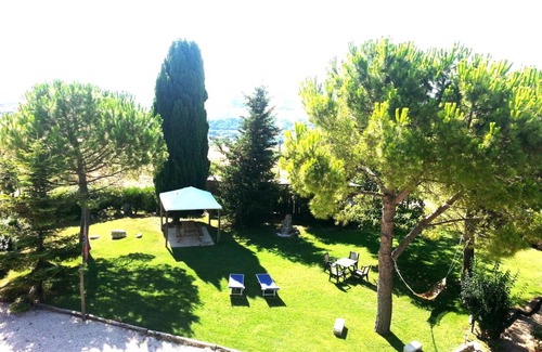 Cossignano House | Relax at Agriturismo Galanti - 4-Star Retreat with Pool