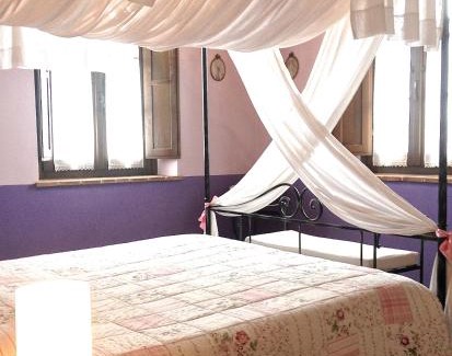 Montegabbione House | Discover Agriturismo Gattogiallo: Pet-Friendly Oceanfront Retreat