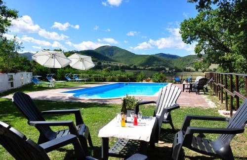 Fabriano House | Charming Agriturismo Gioie di Campagna with Pool & Hot Tub