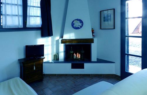 Fauglia House | Relaxing Agriturismo Gli Archi with Ocean View & Pool