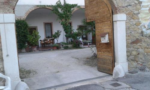 Montinelle Apartment | Pet Friendly Agriturismo Holle with Oceanfront Views