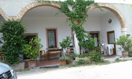 Montinelle Apartment | Pet Friendly Agriturismo Holle with Oceanfront Views
