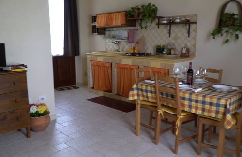 Modica Apartment | Relax at AGRITURISMO I5SENSI: Poolside Retreat Awaits