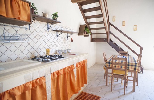 Modica Apartment | Relax at AGRITURISMO I5SENSI: Poolside Retreat Awaits