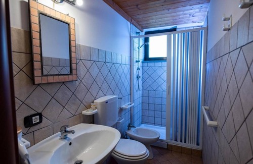 Maierato Other | Enjoy Family Fun at Agriturismo Il Borgo sul Lago