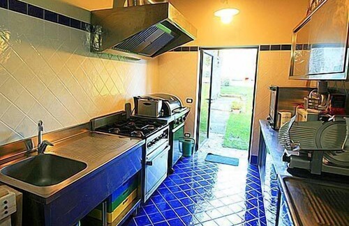 Porrena House | Exceptional Agriturismo Il Casolare with Pool & Breakfast