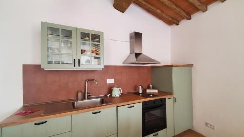 Montalcino House | Relax at Agriturismo Il Cocco: Pet-Friendly Retreat