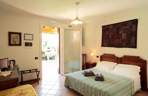 Cassola House | Experience Agriturismo Il Magicorto: Oceanfront Retreat