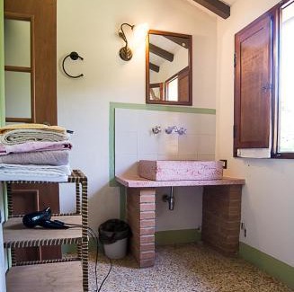 Mologno House | Pet-Friendly Agriturismo Il Musaccio: Top-Rated Retreat