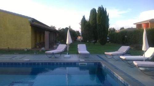 Ischia di Castro House | Pet-Friendly Retreat with Pool at Agriturismo il Prataccio