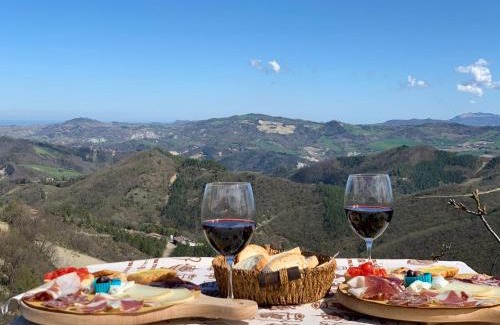 Mercato Saraceno House | Relaxing Farm Stays in Mercato Saraceno, Italy