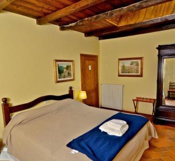 Bruscoli House | Discover Agriturismo Il Passeggere: Pet-Friendly Retreat