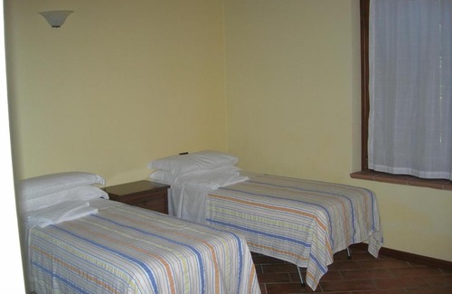 Castelvetro Piacentino House | Pet-Friendly Agriturismo Campass with Top Guest Ratings