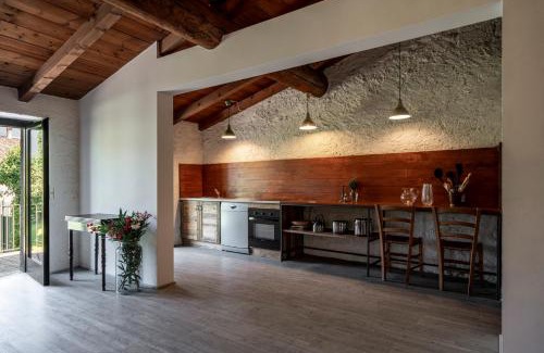 Portese House | Family-Friendly Retreat at Agriturismo Le Chiusure