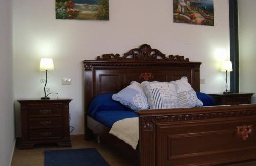 Senna Comasco House | Family-Friendly Retreat at Agriturismo Jesson Rosamund