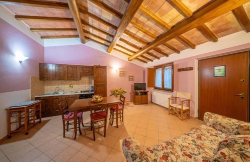 Bolsena Other | Agriturismo L'Elce: Apartment with Garden View