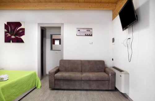 Talamona Apartment | Pet-Friendly Agriturismo L'isola del Cavallo - Rated 10/10