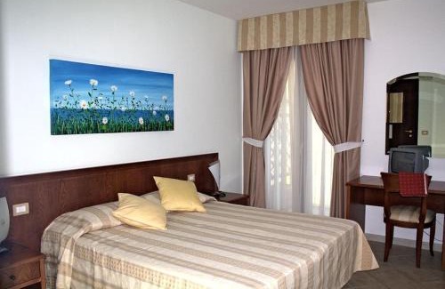 Belvedere Marittimo House | Oceanfront Agriturismo L'Arca di Anna Brambilla Getaway