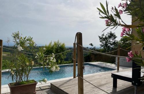 Monforte d'Alba House | Discover Agriturismo La Cà Veja: Pet-Friendly Retreat