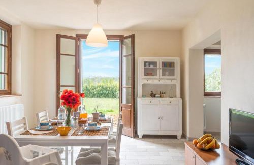 Larciano Apartment | Pet-Friendly Agriturismo La Casina nel Vigneto Escape