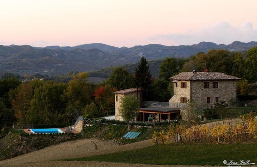 Nerbisci House | Discover Agriturismo la Cima: Family-Friendly Retreat