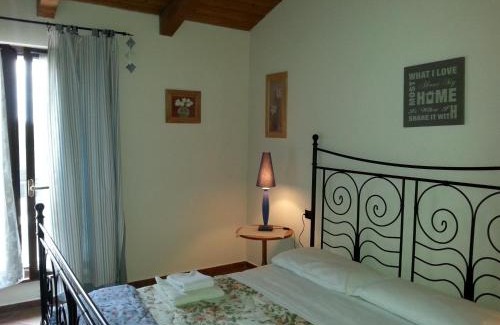 Fontanellato House | Beautiful Agriturismo La Fattoria Del Boschetto Retreat