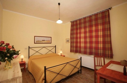 Semproniano Other | Child-Friendly Retreat at Agriturismo La Meria - 10/10 Rating