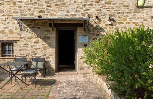 Lidarno House | Experience Agriturismo La Palazzetta di Assisi - 4-Star Oasis
