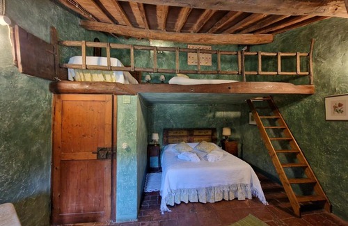 Pelago House | Relax at Agriturismo La Pieve: Pet-Friendly Retreat