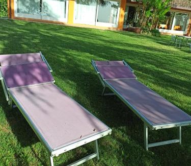 Cento House | Inviting Agriturismo La Quiete: Pet-Friendly Retreat