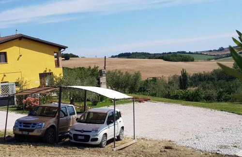 Pesaro House | Inviting Agriturismo La Stradaccia with Oceanfront Pool