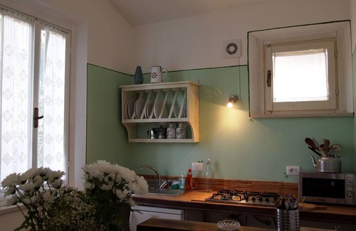 Petrignano del Lago Other | Experience Agriturismo La Terra: Rated 9.4 with Pool & Dining