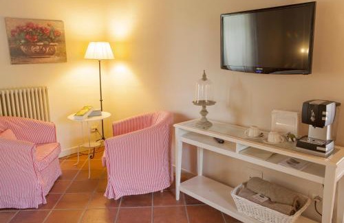 Iseo House | Relax at Agriturismo La Tesa: 4-Star Family Retreat