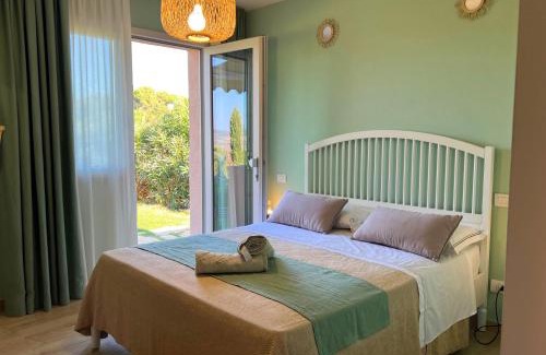 Fonte Blanda House | Relaxing Oceanfront Retreat at Agriturismo La Vista